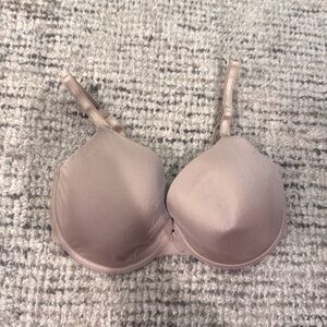 Chantelle Beige T-Shirt Bra 34DDD / 34F Underwire Nude Everyday Bra